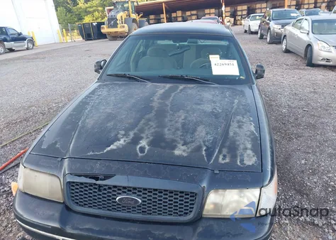 2003 Ford Crown Victoria Lx from USA, damaged, VIN 2FAFP74WX3X136631